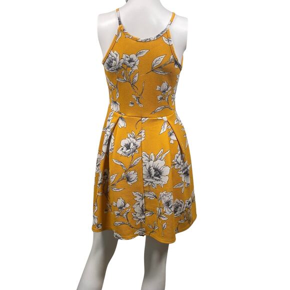 Soprano Sundress Womens Medium Yellow Floral High Neck Skater Sleeveless Sunny - Picture 2 of 5